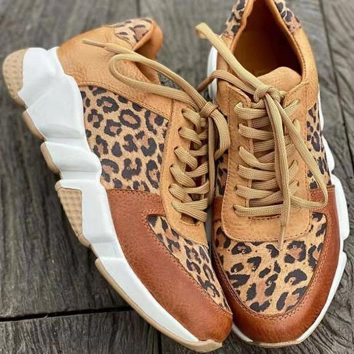 Jessica | Trendy Ergonomische Turnschuhe für Damen mit flachem Absatz