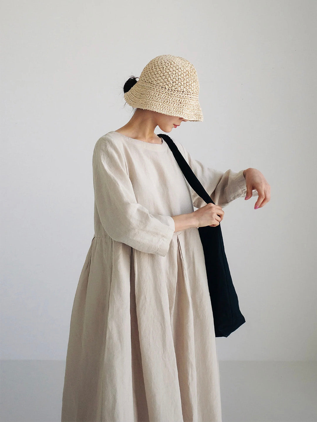Ella | Lockeres Midikleid für Damen mit Seitentaschen und Rundhalsausschnitt
