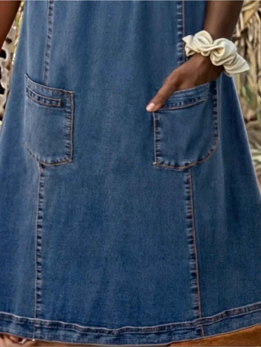 Sofia | Weiches Denim-Minikleid für Damen mit Rundhalsausschnitt und kurzen Ärmeln