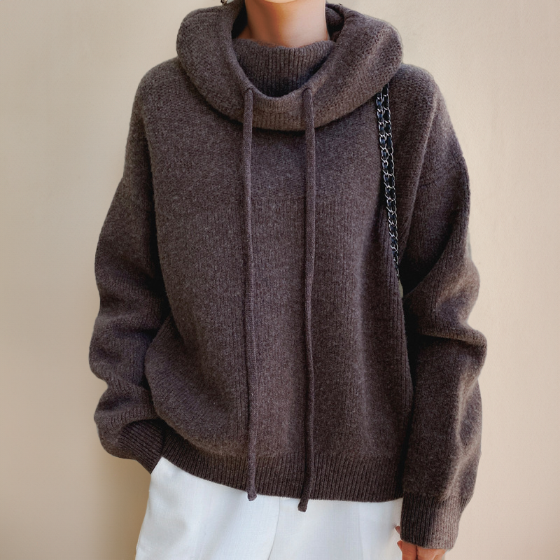 Lia | Alltagsturtleneck Hoodie für Damen mit Rollkragen und langen Ärmeln