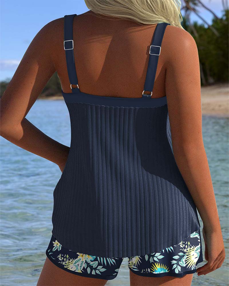 Solea | Damen kurz gestreifter Tankini mit drahtfreiem BH
