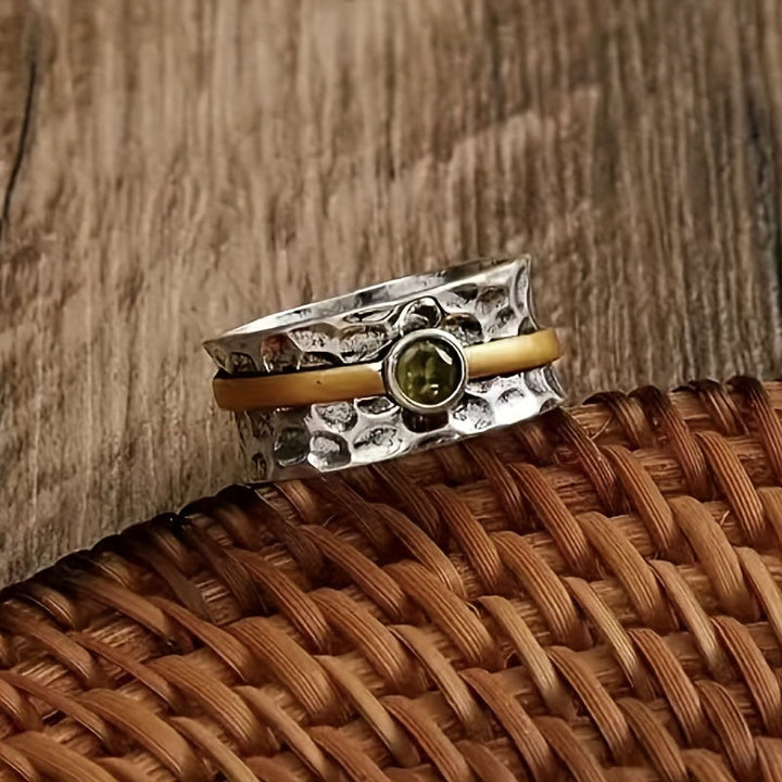 Eleganter grüner Zirkonia-Ring