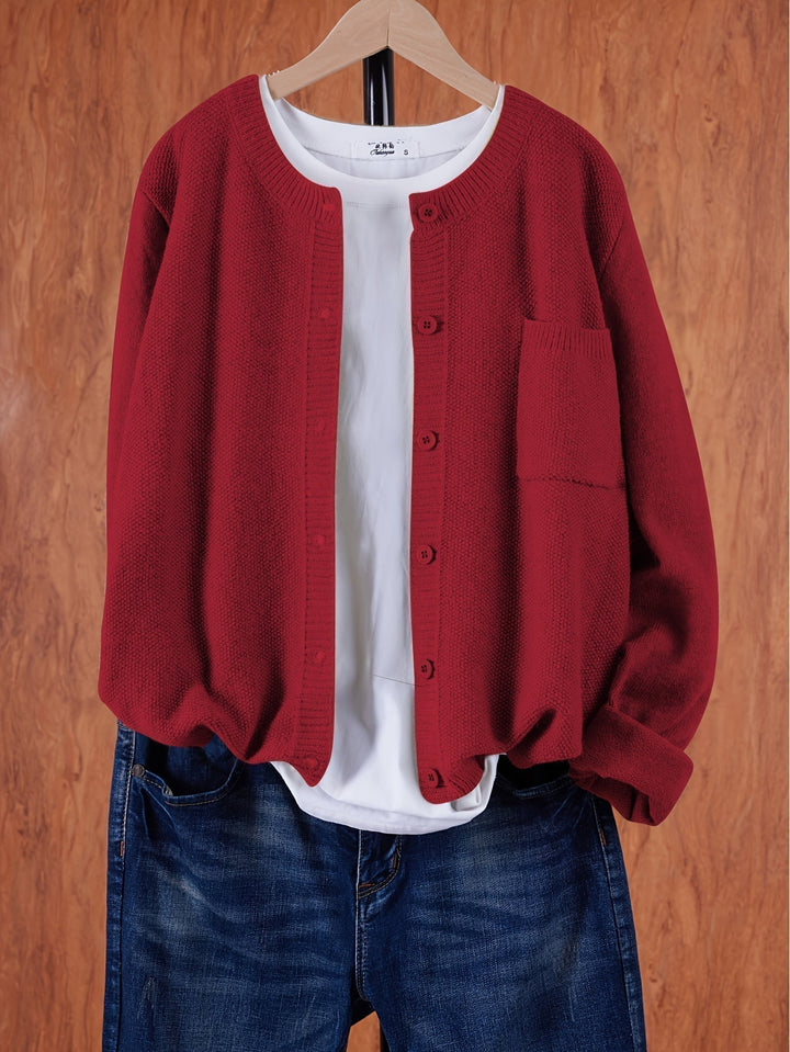 Helene | Damen Strickjacke mit Rundhalsausschnitt, Knöpfen und Tasche