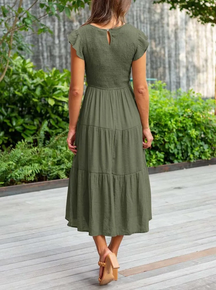 MEGHAN | Elegantes Kleid mit Bauchbedeckung und langen Ärmeln