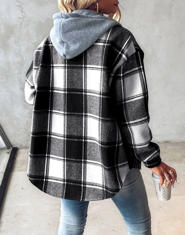 Rosanna | Gemütliche Jacke für Damen mit Kapuze und langen Ärmeln