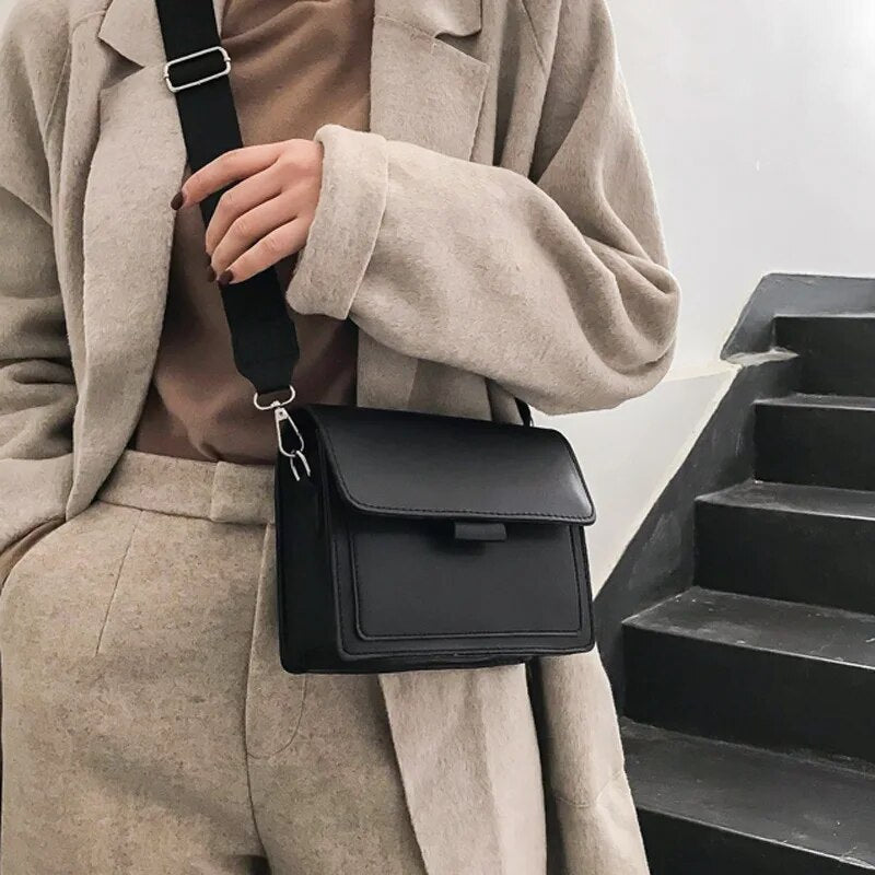 Othilie | Schlanke Tasche für Damen mit modernem Eleganz