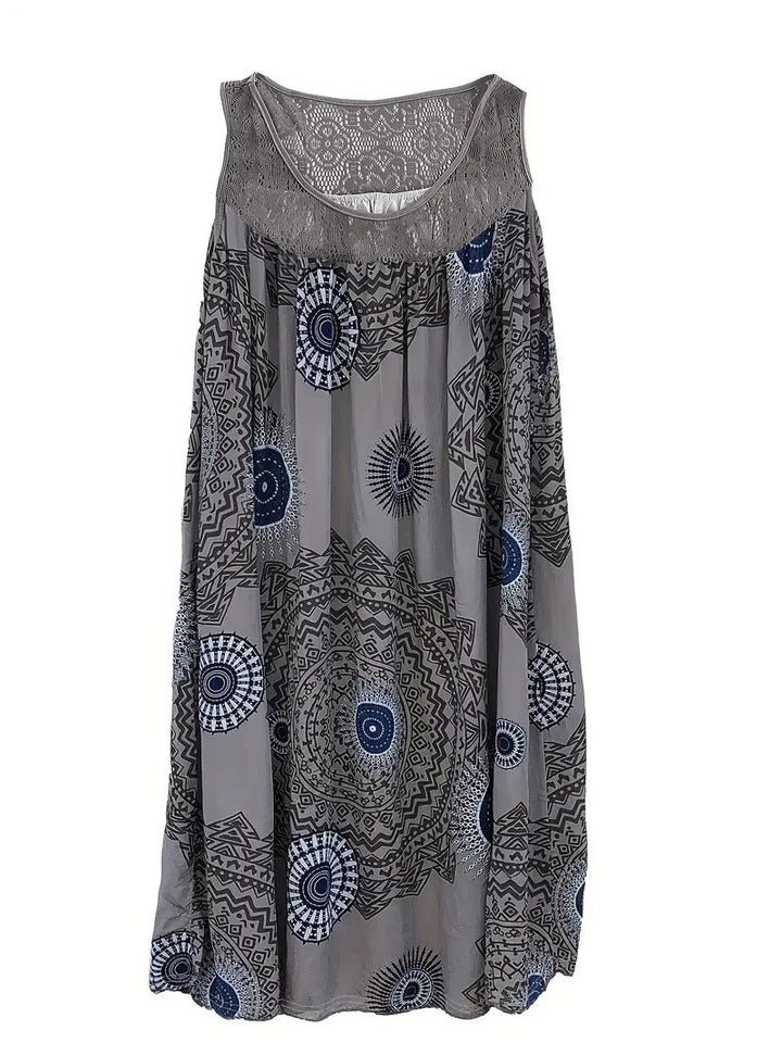 Allure | Besticktes Kleid für Damen mit Kacheldruck und Rundhalsausschnitt