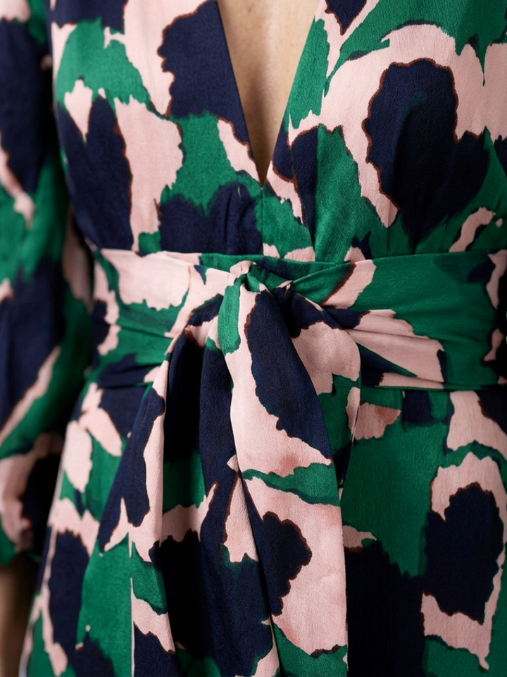 Isolde | V-Ausschnitt Bindegürtel Langarm Maxikleid für Damen