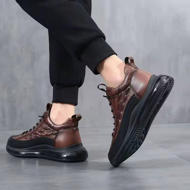 Herren Sneaker mit Krokodilmuster und Schnürung