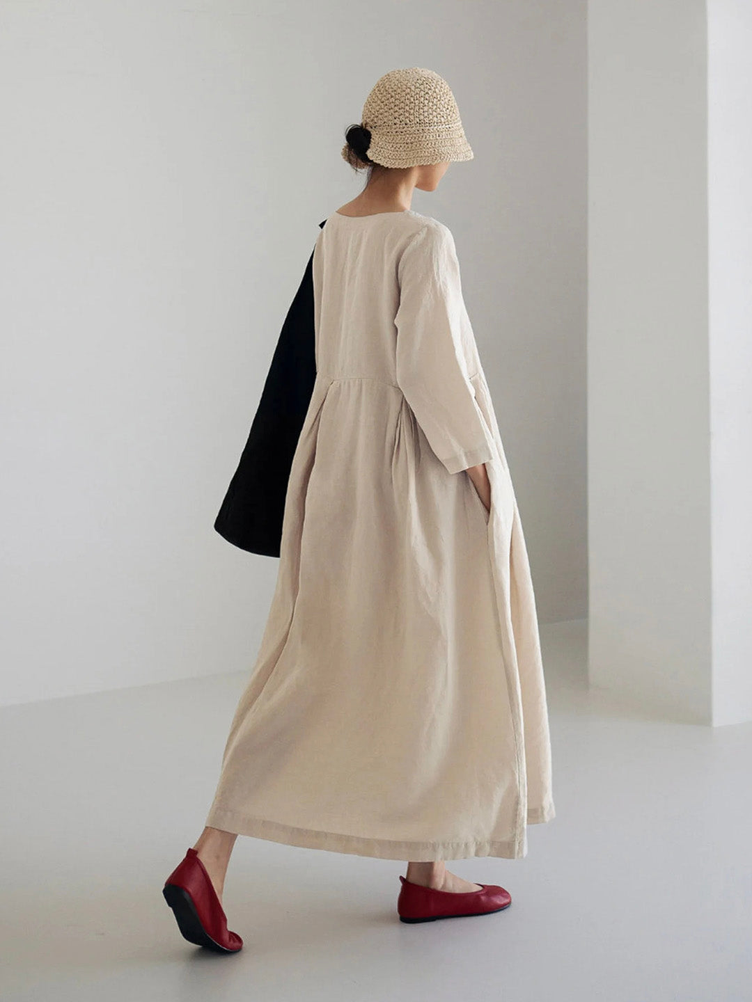 Ella | Lockeres Midikleid für Damen mit Seitentaschen und Rundhalsausschnitt
