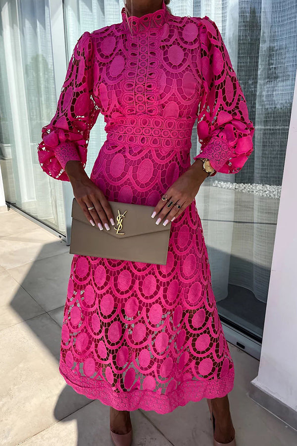 Noor | Romantisches Maxikleid für Damen mit Blumenmuster und Rundhalsausschnitt
