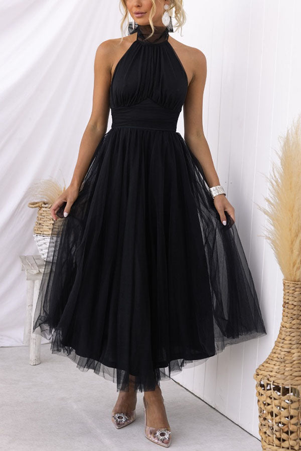 Valeria | Schickes Tüllkleid für Damen mit Neckholder-Ausschnitt