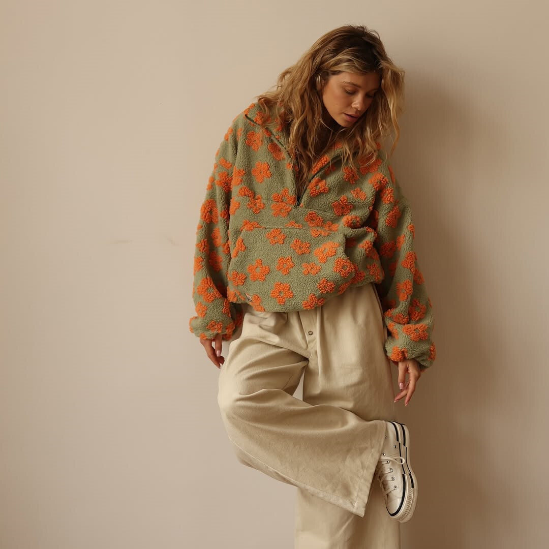Daisy | Bloom Cozy mit Blumenmuster Weste