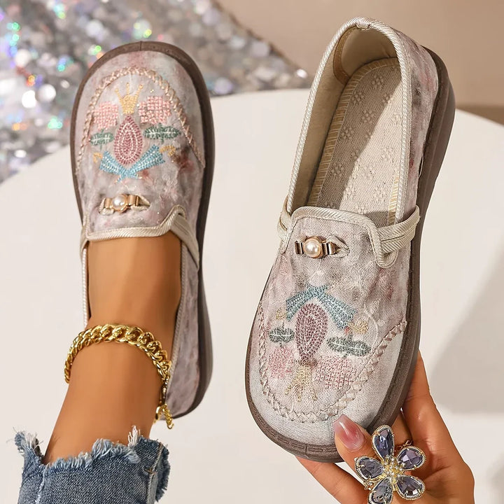 Eva | Orthopädische Slipper für Damen mit flachem Absatz und Blumenmuster