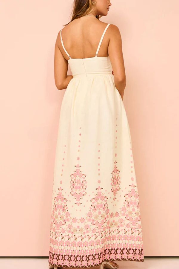 Wendy Floral Paradise Maxi Kleid | Trägerdesign, praktische Taschen, einzigartiger Druck und bequeme Passform für Damen