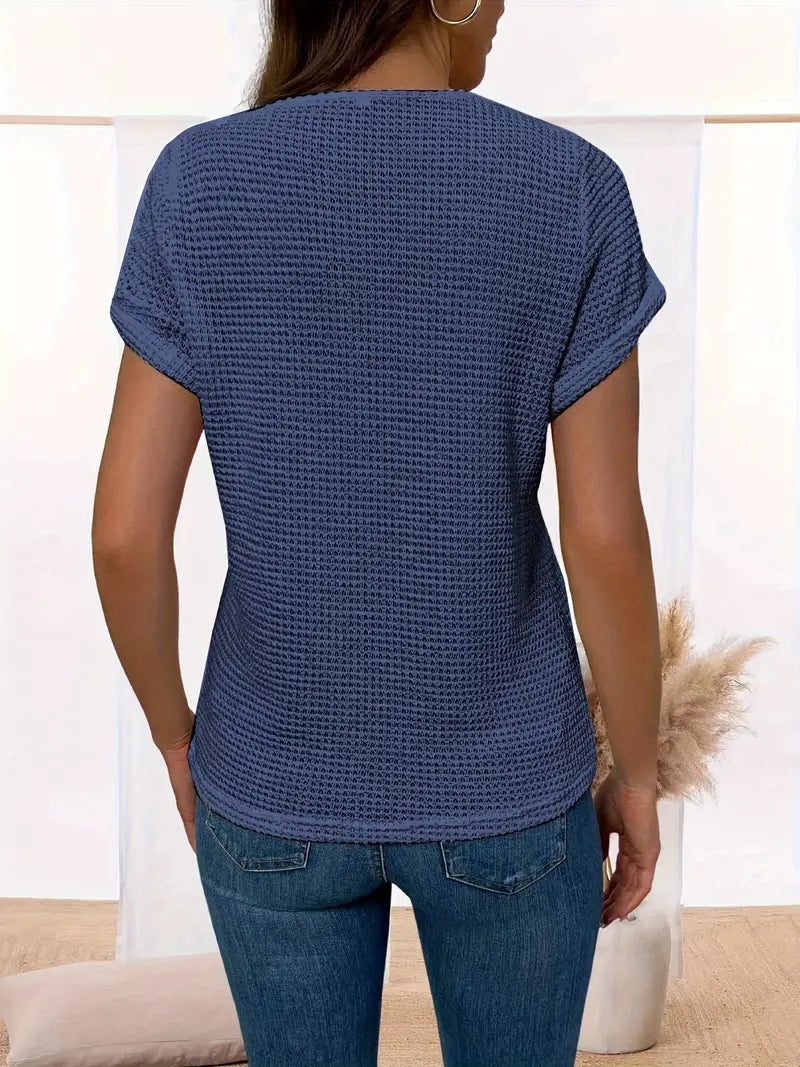 Megan | Schickes Shirt für Damen mit Rundhalsausschnitt