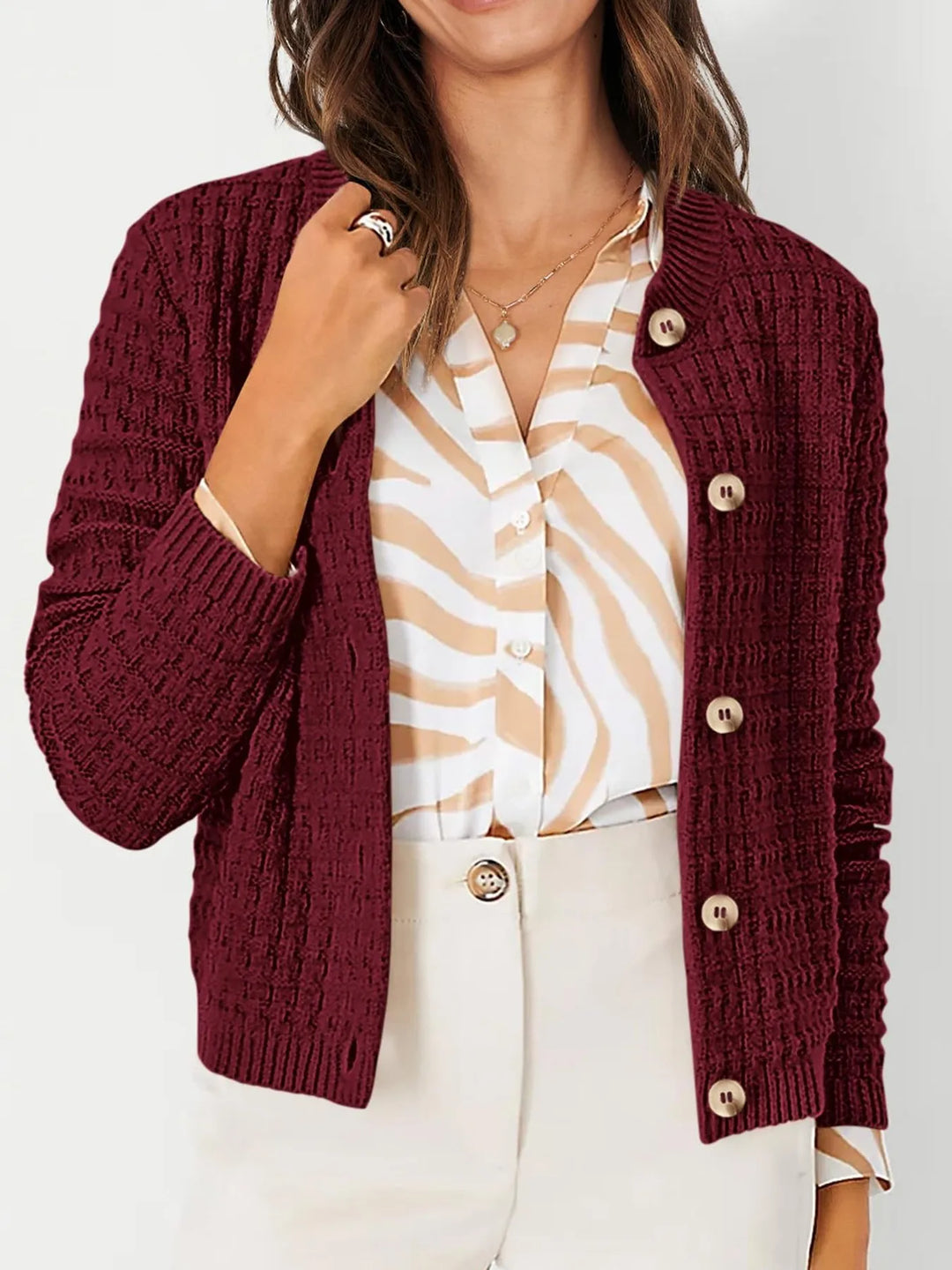 Harper | Strickjacke für Damen mit Knopfleiste und Rundhalsausschnitt