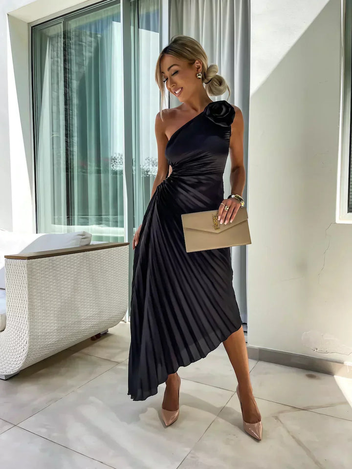 Camila | Romantisches Blumenkleid für Damen mit asymmetrischem Ausschnitt