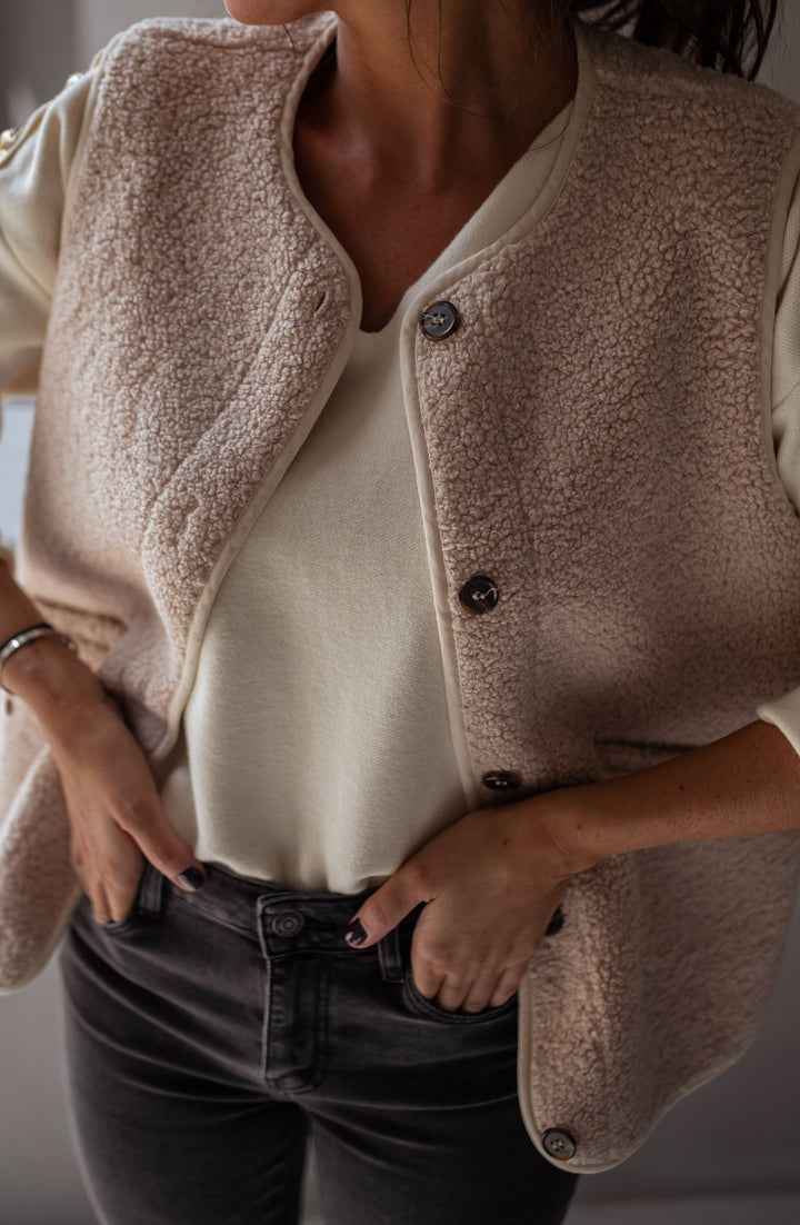 Alina | Damen Weste mit Rundhalsausschnitt, Taschen und Knöpfen