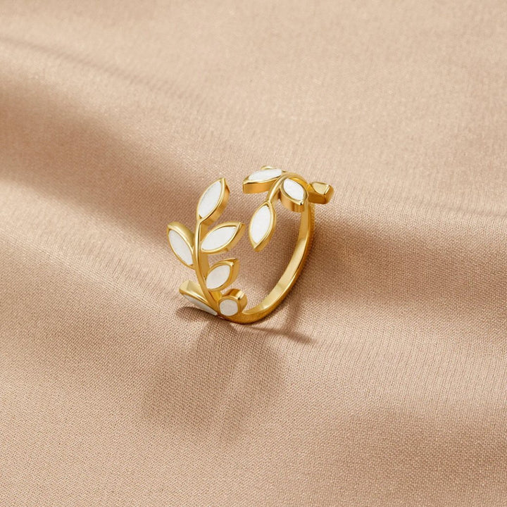 Olga | Goldblatt Ring für Damen