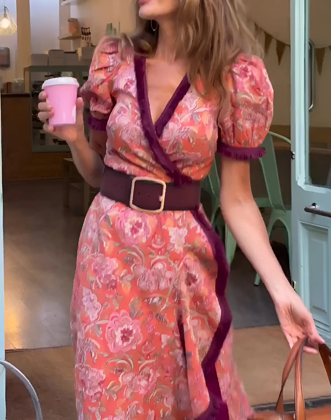Serena | Romantisches Maxikleid für Damen mit Blumenmuster und V-Ausschnitt
