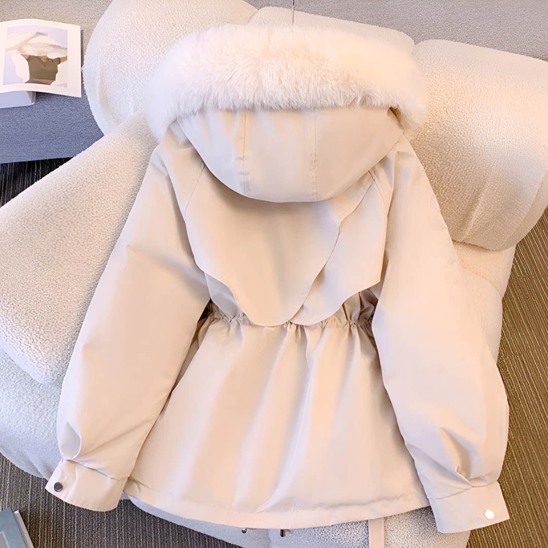 Olivia | Eleganter Wintermantel für Damen mit Kapuze und langen Ärmeln