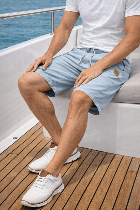 Mila | Knielange Shorts mit Taschen und Kordelzug