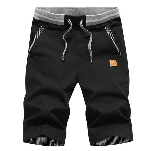 Mila | Knielange Shorts mit Taschen und Kordelzug