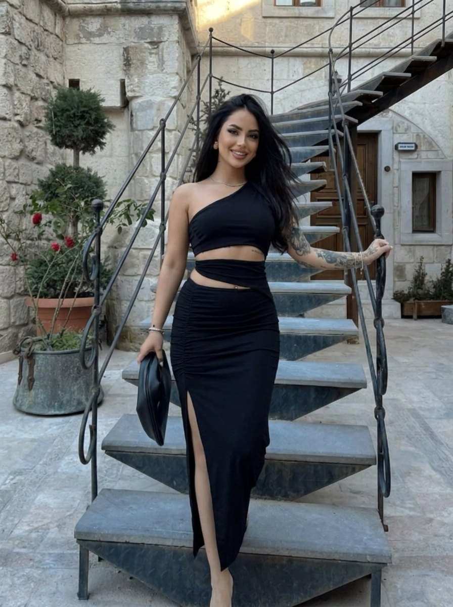 Lucrezia | Sexy Midikleid ohne Rücken und Taille für Damen