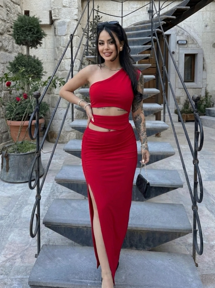 Lucrezia | Sexy Midikleid ohne Rücken und Taille für Damen
