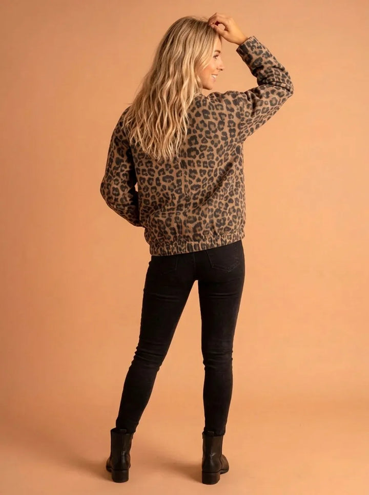 Katarzyna | Zeitlose Leopardenmuster-Jacke für Damen mit langen Ärmeln