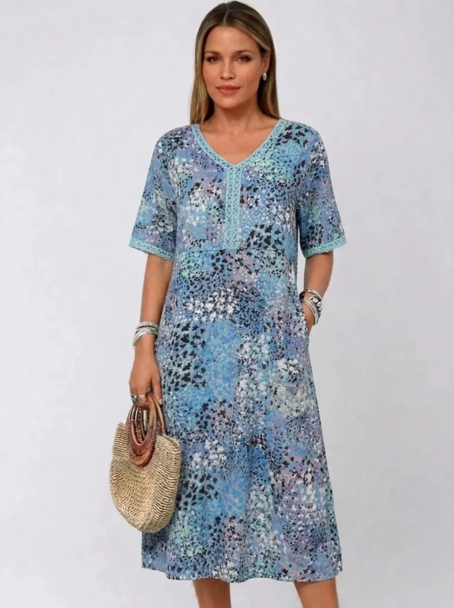 Fatima | Kleid für Damen mit Blumenmuster, V-Ausschnitt und kurzen Ärmeln