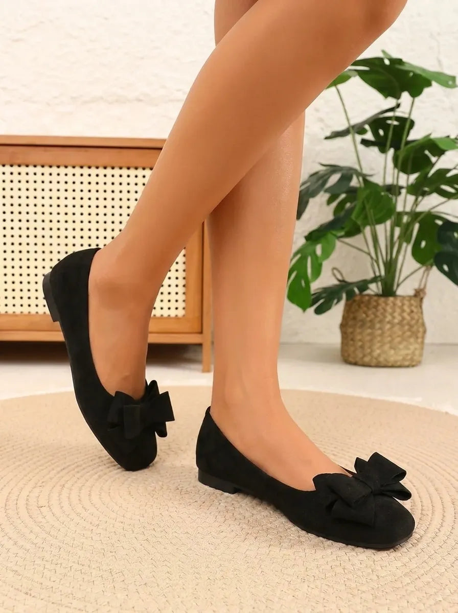 Schicke Damen-Bow-Schuhe mit stylischen dicken Absätzen