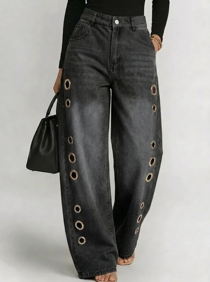 Weite Denim-Hosen für Damen mit goldenen Ösen-Seitenausschnitten