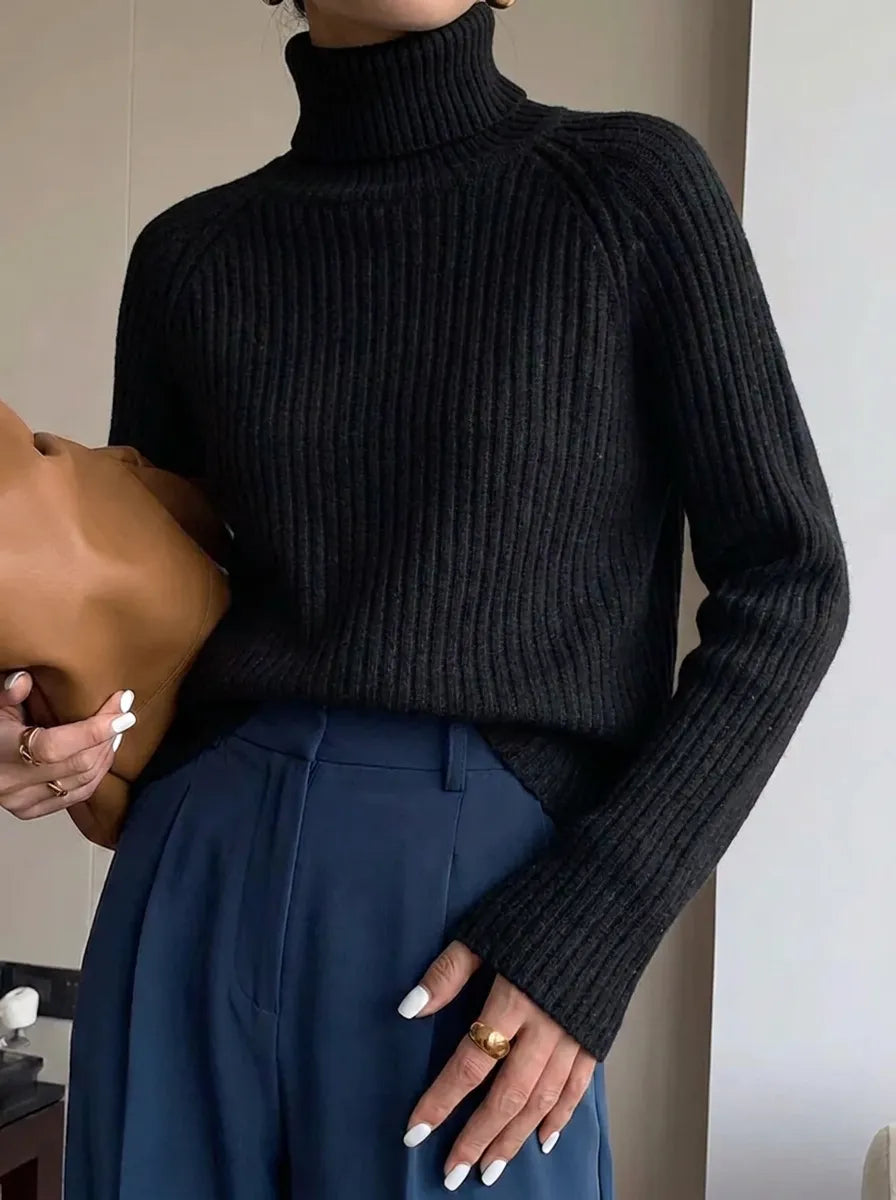 Audrey | Gestrickter Rollkragenpullover für Damen mit langen Ärmeln