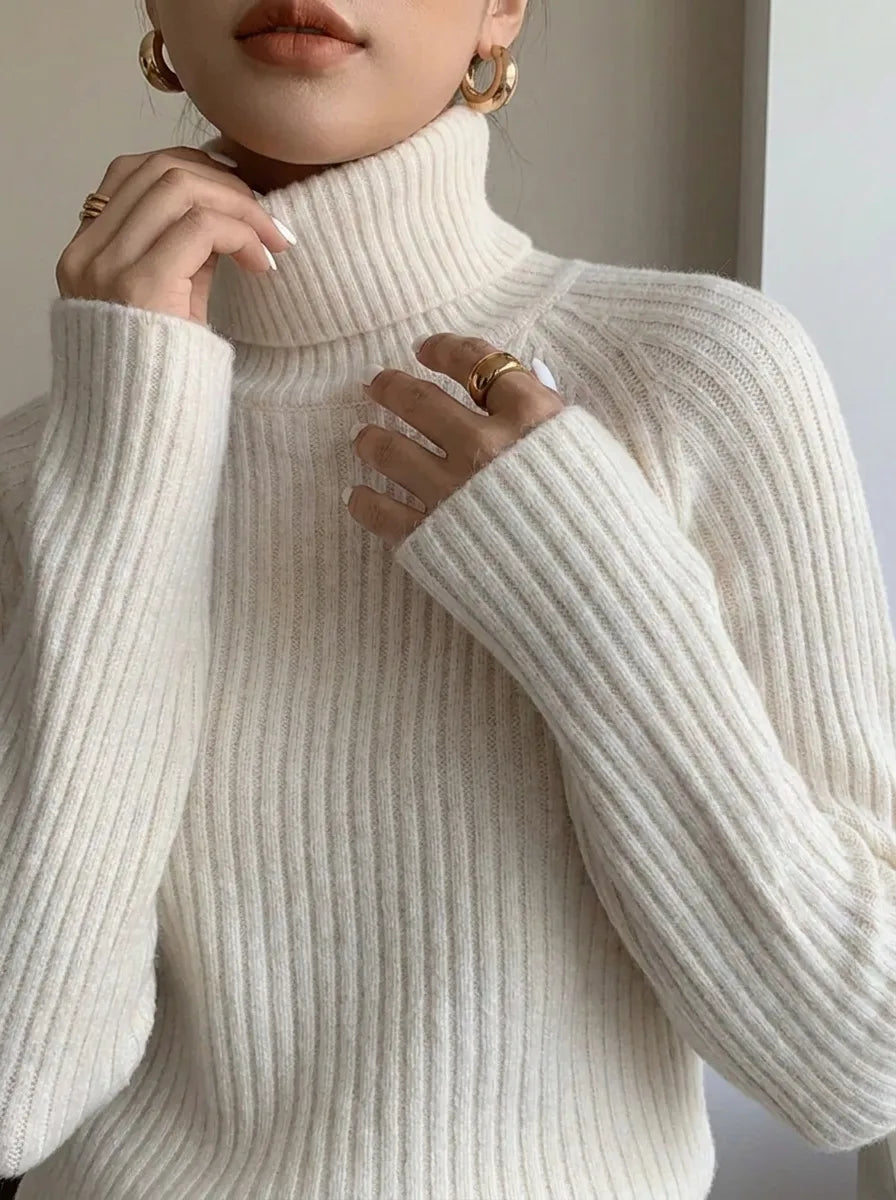 Audrey | Gestrickter Rollkragenpullover für Damen mit langen Ärmeln
