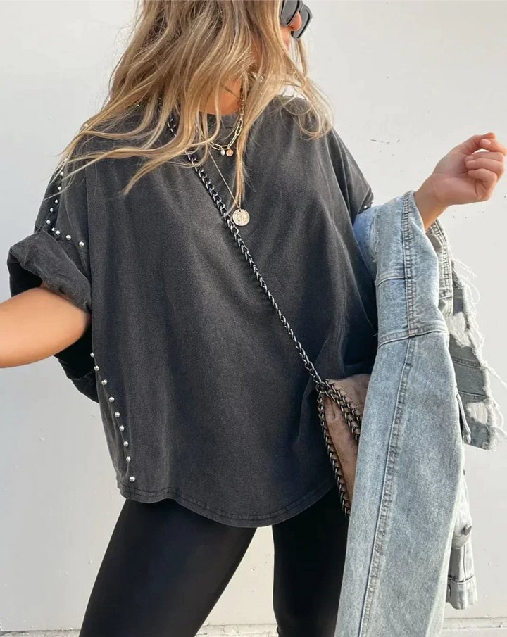 Isabelle | Oversized T-Shirt für Damen mit Nieten und Rundhalsausschnitt