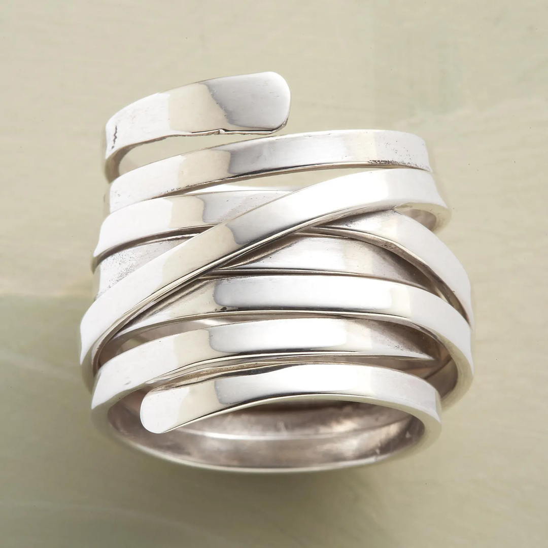 Lourdes | Vintage Silberring mit Dicke