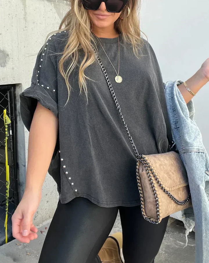 Isabelle | Oversized T-Shirt für Damen mit Nieten und Rundhalsausschnitt
