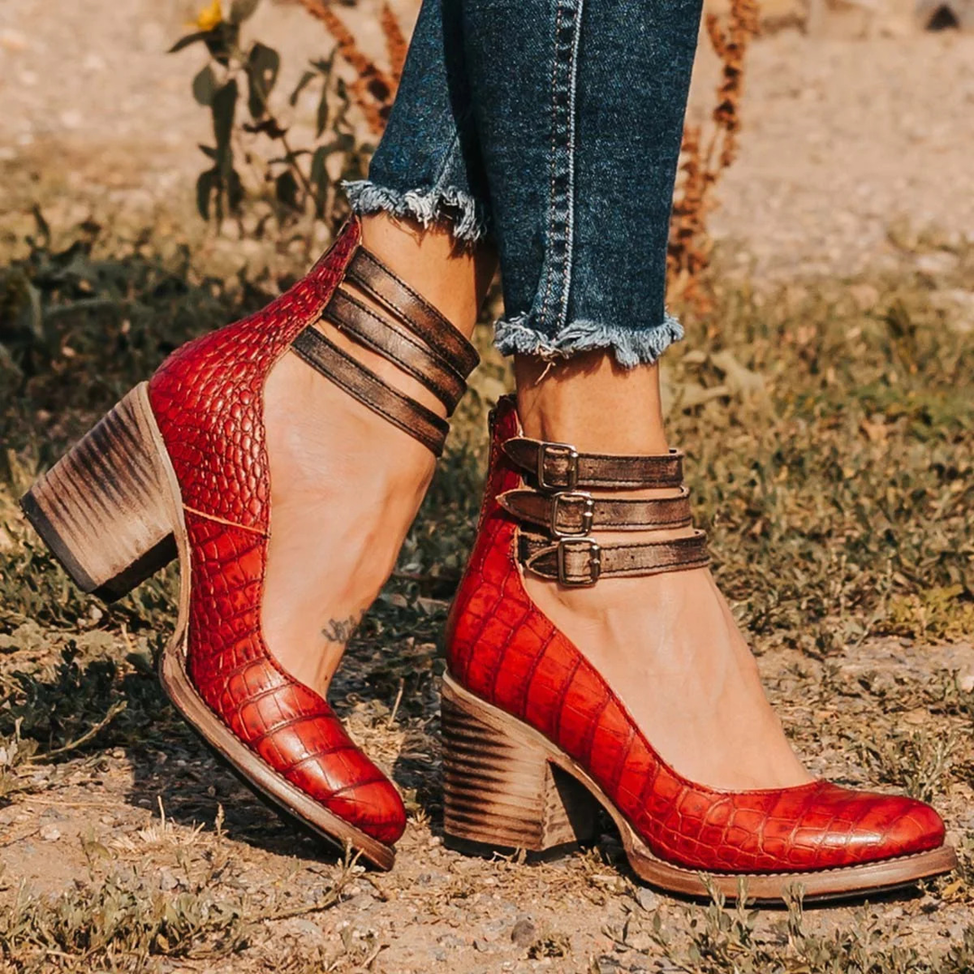 CAMILLE | Pumps für Damen mit Riemen | bequemer Blockabsatz