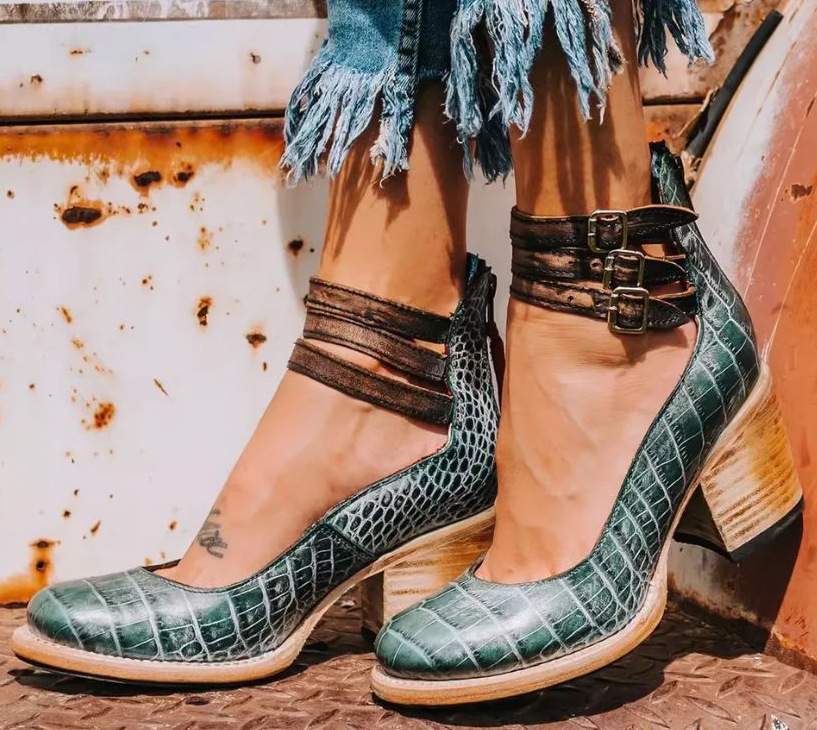 CAMILLE | Pumps für Damen mit Riemen | bequemer Blockabsatz