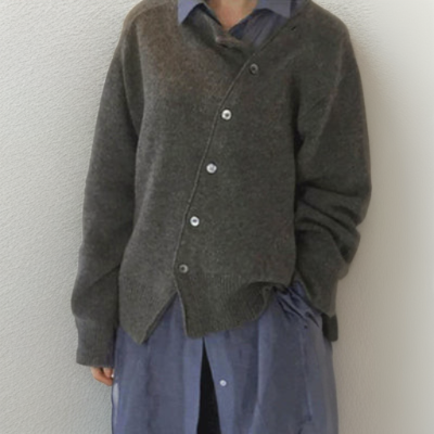 Marley | Bequeme Strickjacke für Damen mit Rundhalsausschnitt und langen Ärmeln