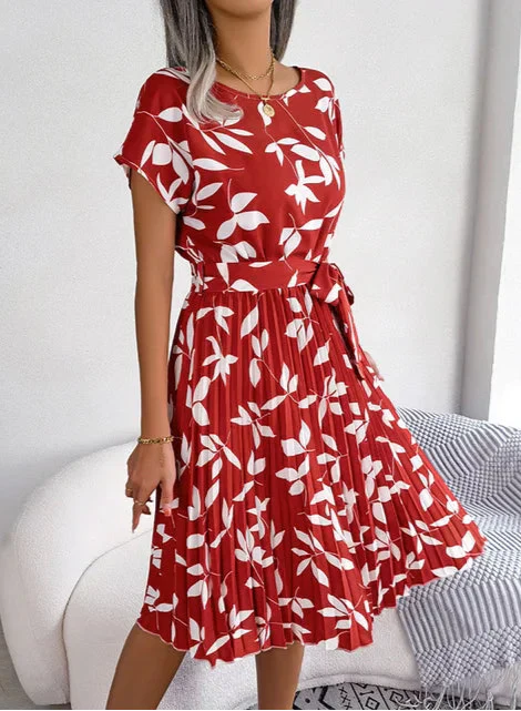Lilienne | Schickes Sommerkleid für Damen mit Blumenmuster und Rundhalsausschnitt