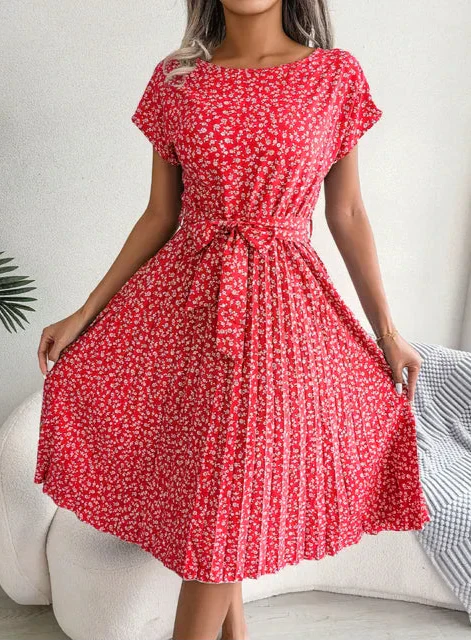Lilienne | Schickes Sommerkleid für Damen mit Blumenmuster und Rundhalsausschnitt