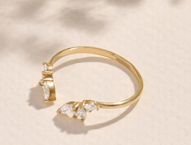 Noelia | Ring aus goldenem Kristallglas für Damen