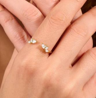 Noelia | Ring aus goldenem Kristallglas für Damen