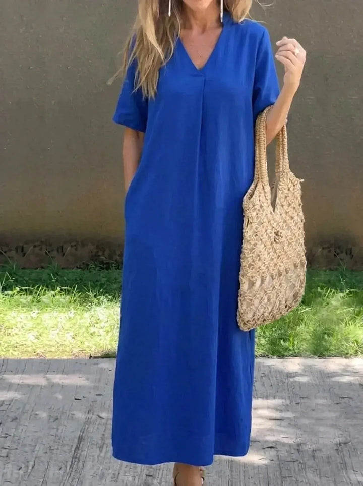 Amalie | Lässiges Freizeitkleid für Damen mit V-Ausschnitt und 3/4-Ärmeln
