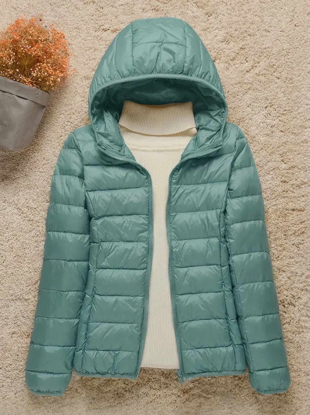 Carlo | Daunenjacke für Damen mit Kapuze und langen Ärmeln