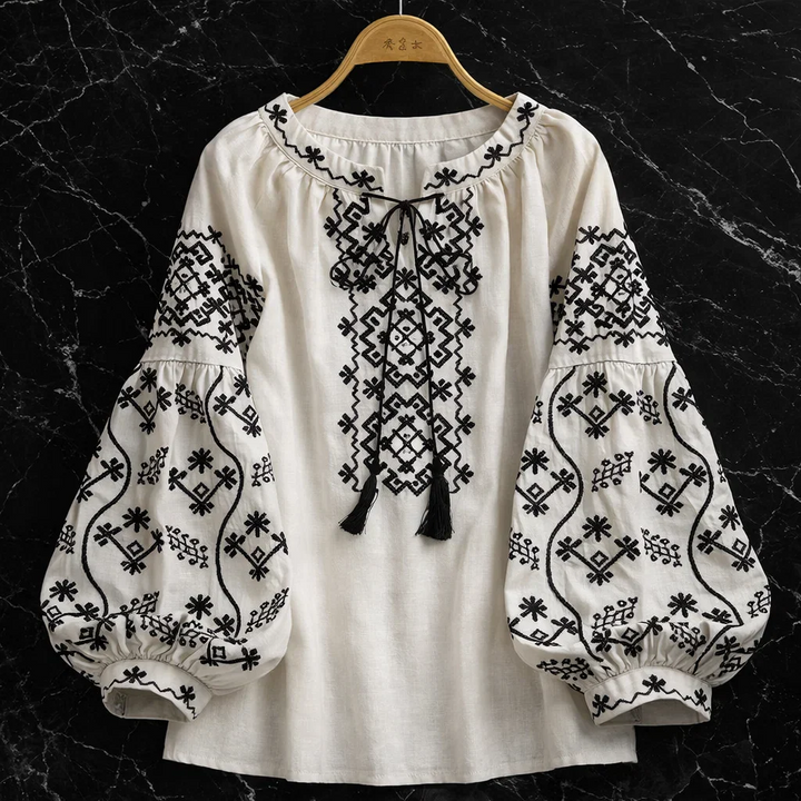 Adelina Bluse für Damen mit Blumenmuster und Rundhalsausschnitt