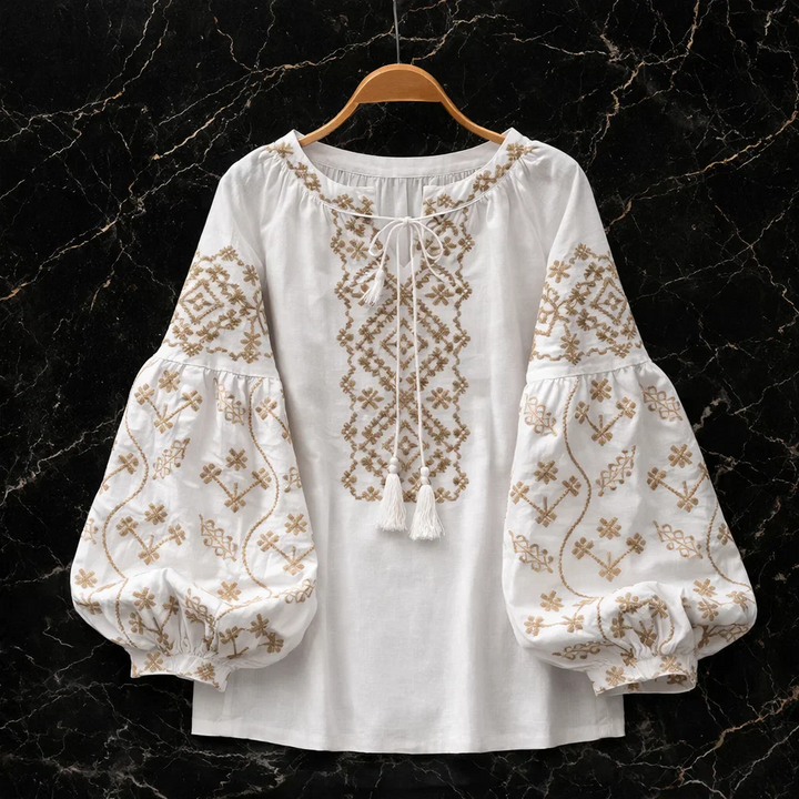 Adelina Bluse für Damen mit Blumenmuster und Rundhalsausschnitt